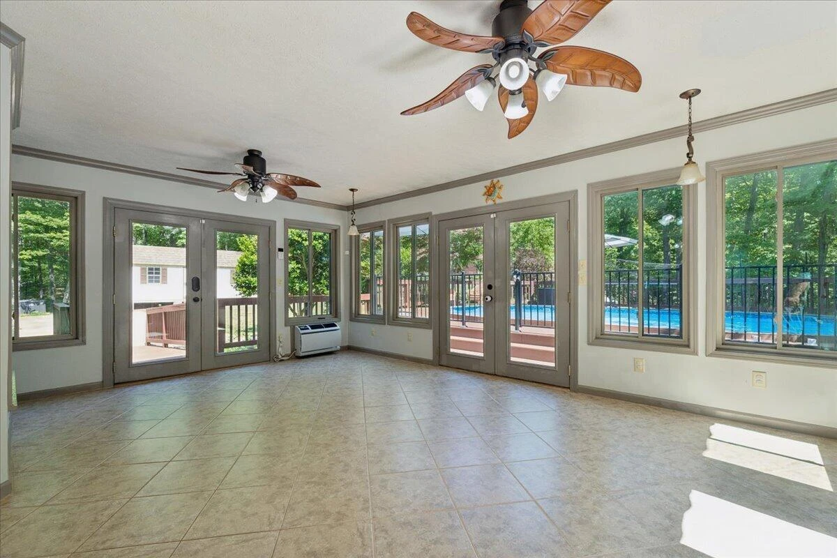 431 Langdon RD - Photo 17