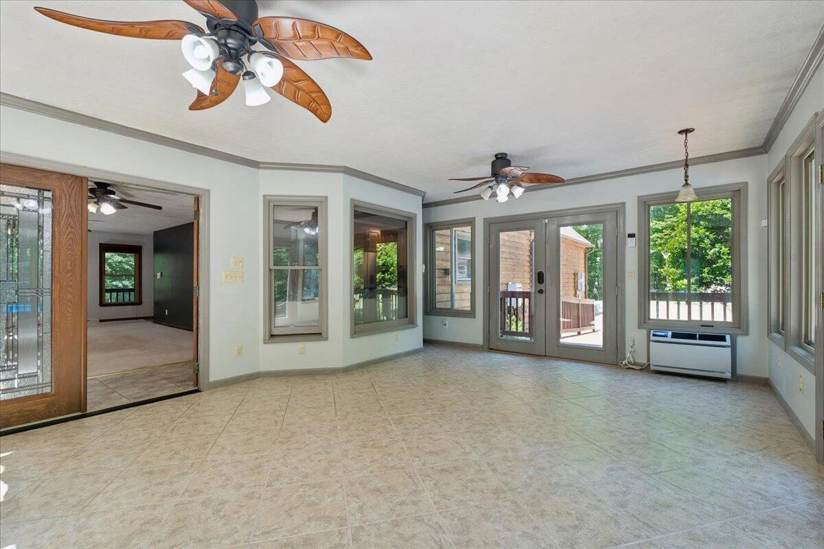 431 Langdon RD - Photo 18