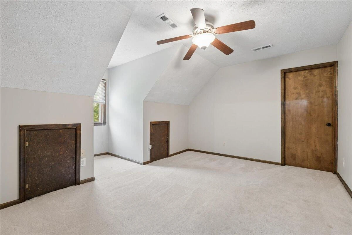 431 Langdon RD - Photo 25