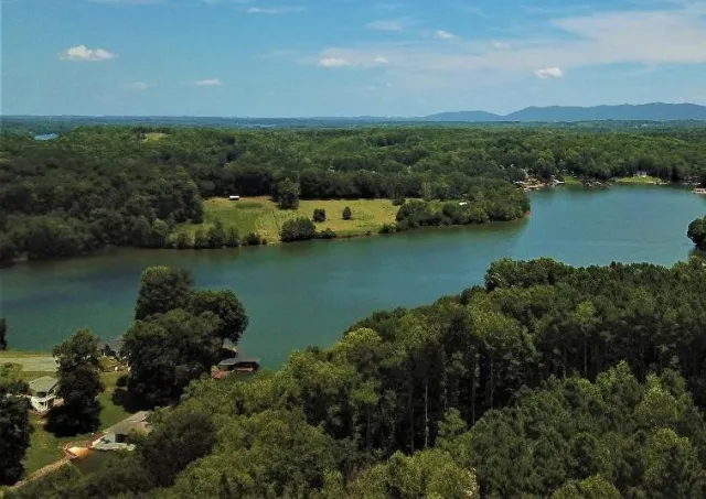 5A Long Horne RD, Union Hall, VA, 24176