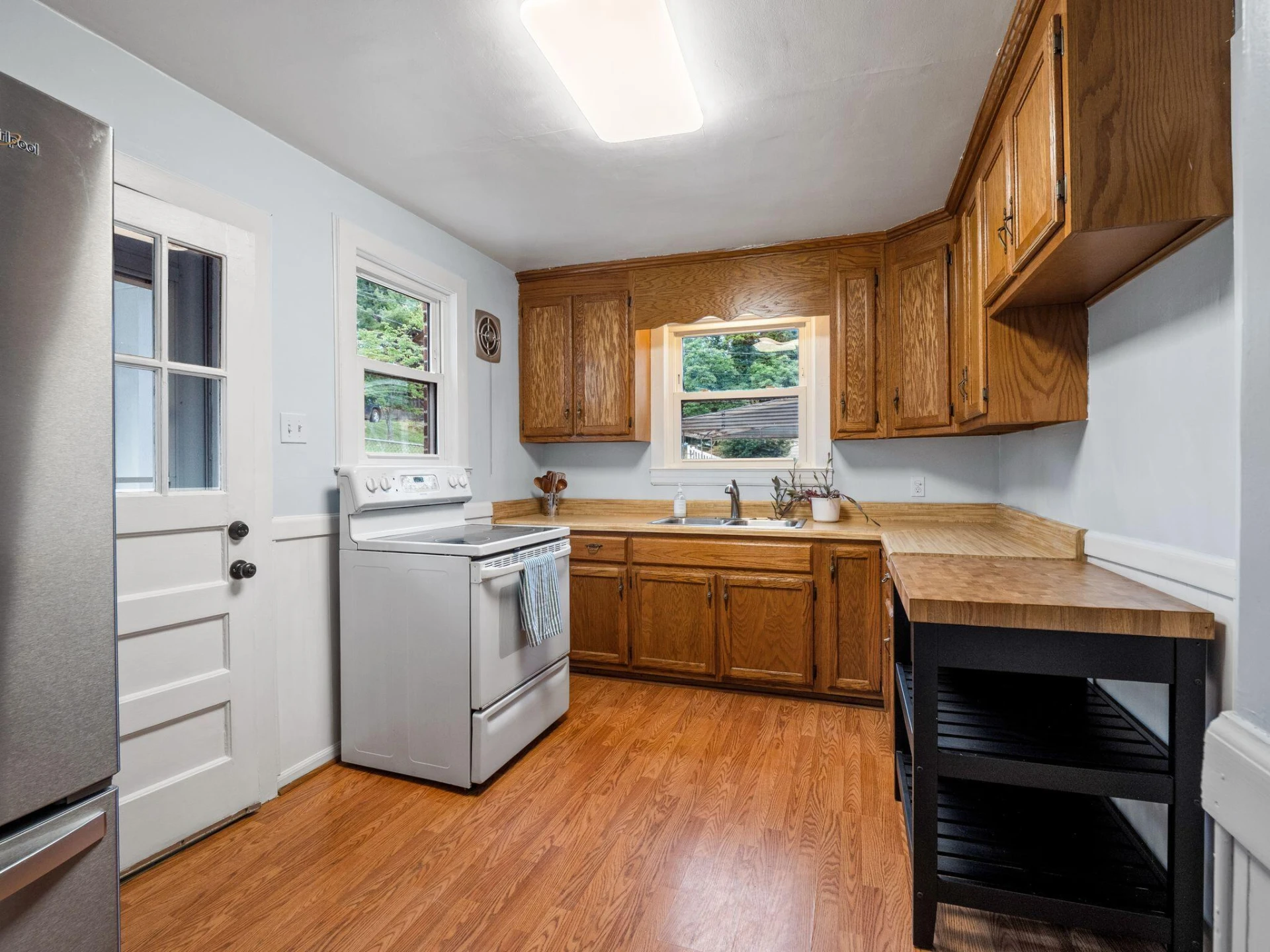 2421 Brandon AVE SW - Photo 13