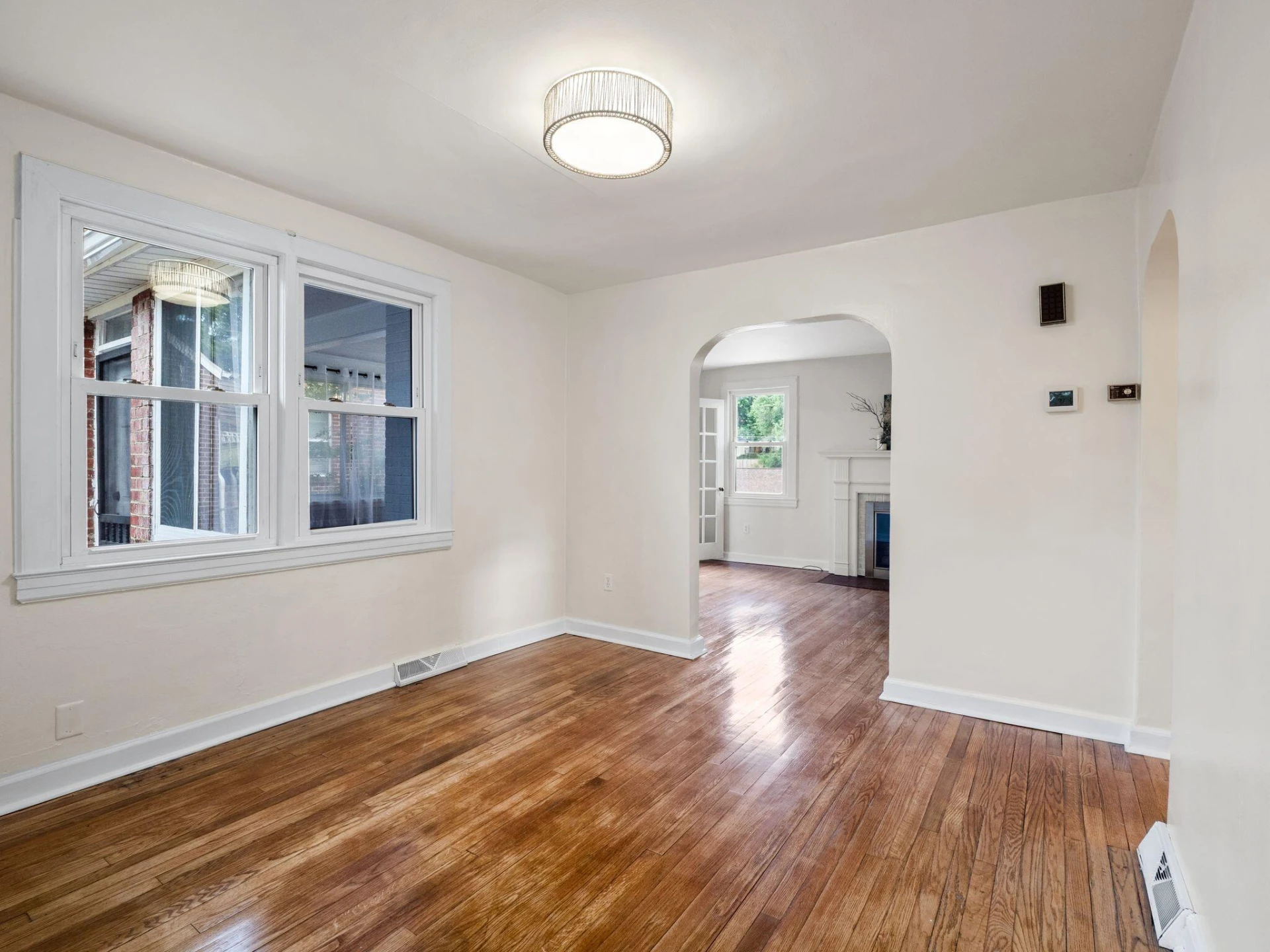 2421 Brandon AVE SW - Photo 16
