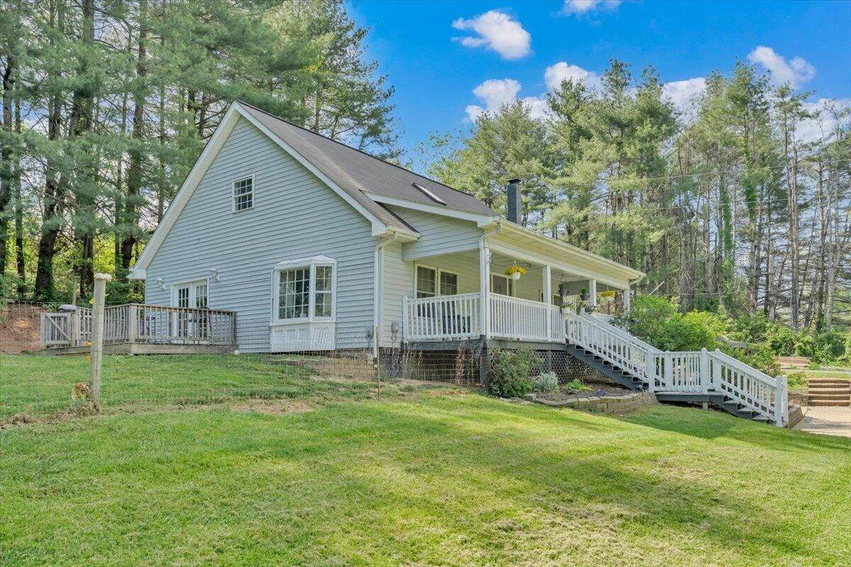 112 Shawsville Pike NE - Photo 34