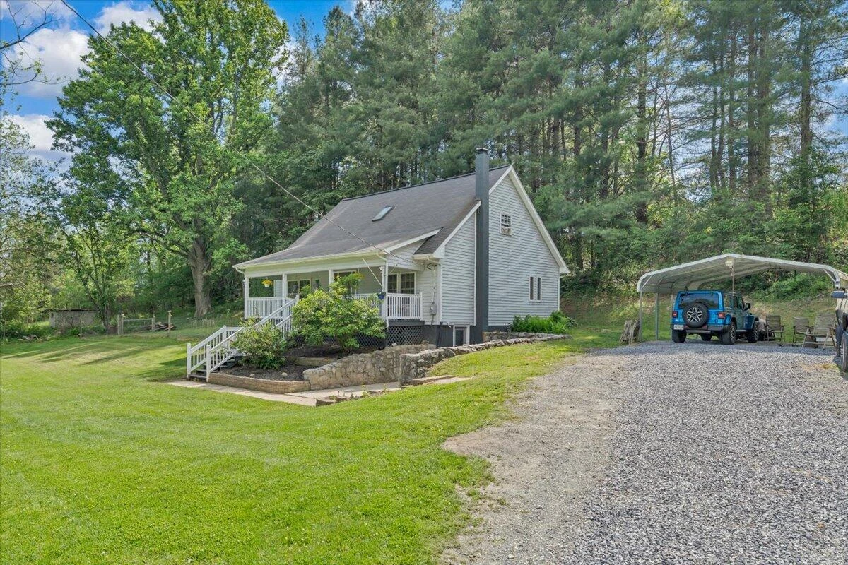 112 Shawsville Pike NE - Photo 36