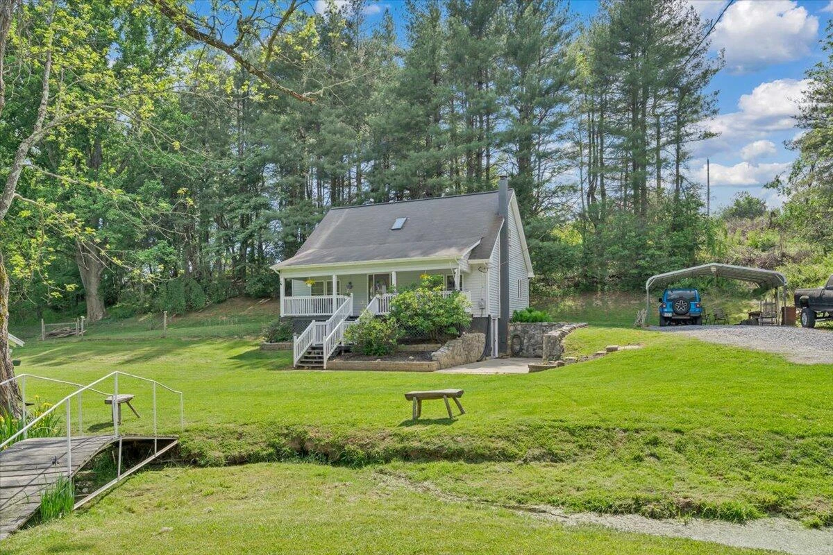 112 Shawsville Pike NE - Photo 37