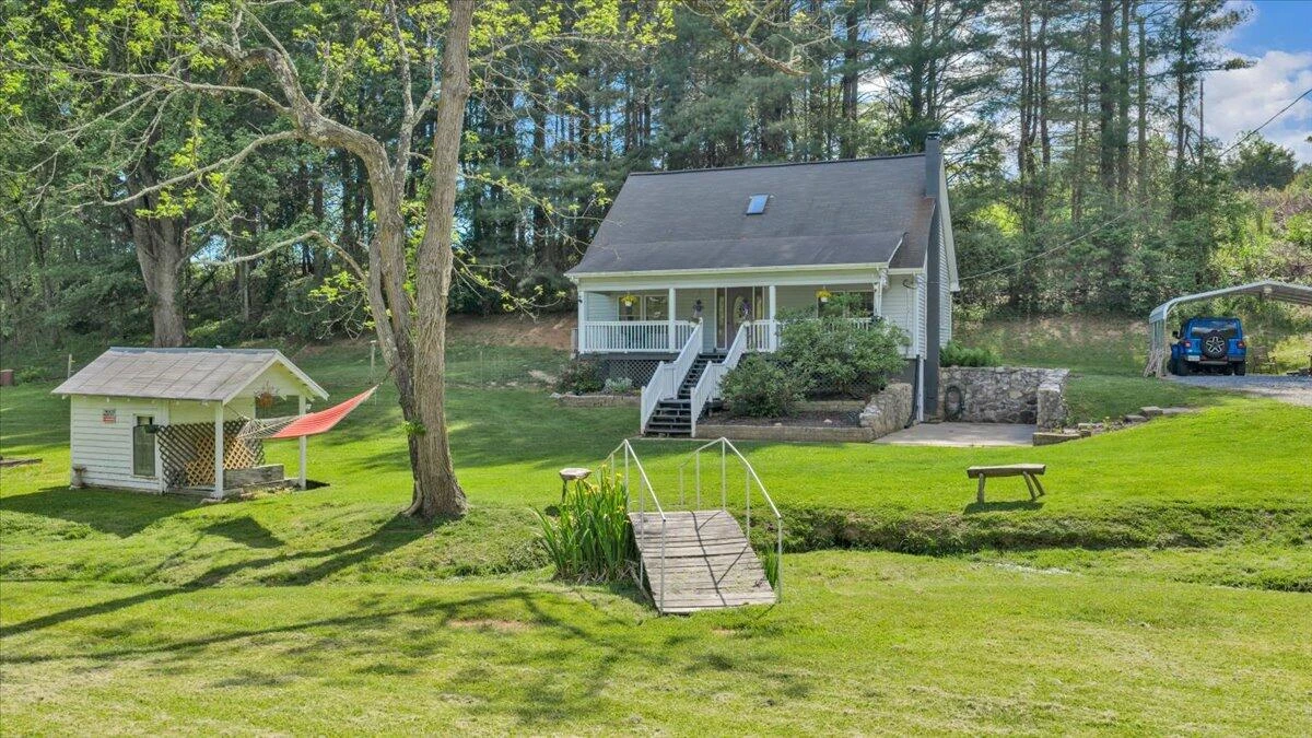 112 Shawsville Pike NE - Photo 49