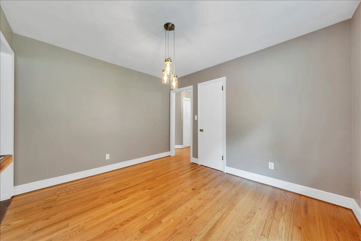 724 Vine ST - Photo 7