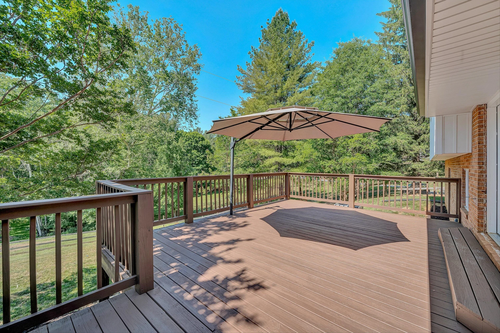 1410 Lakeridge CIR - Photo 14