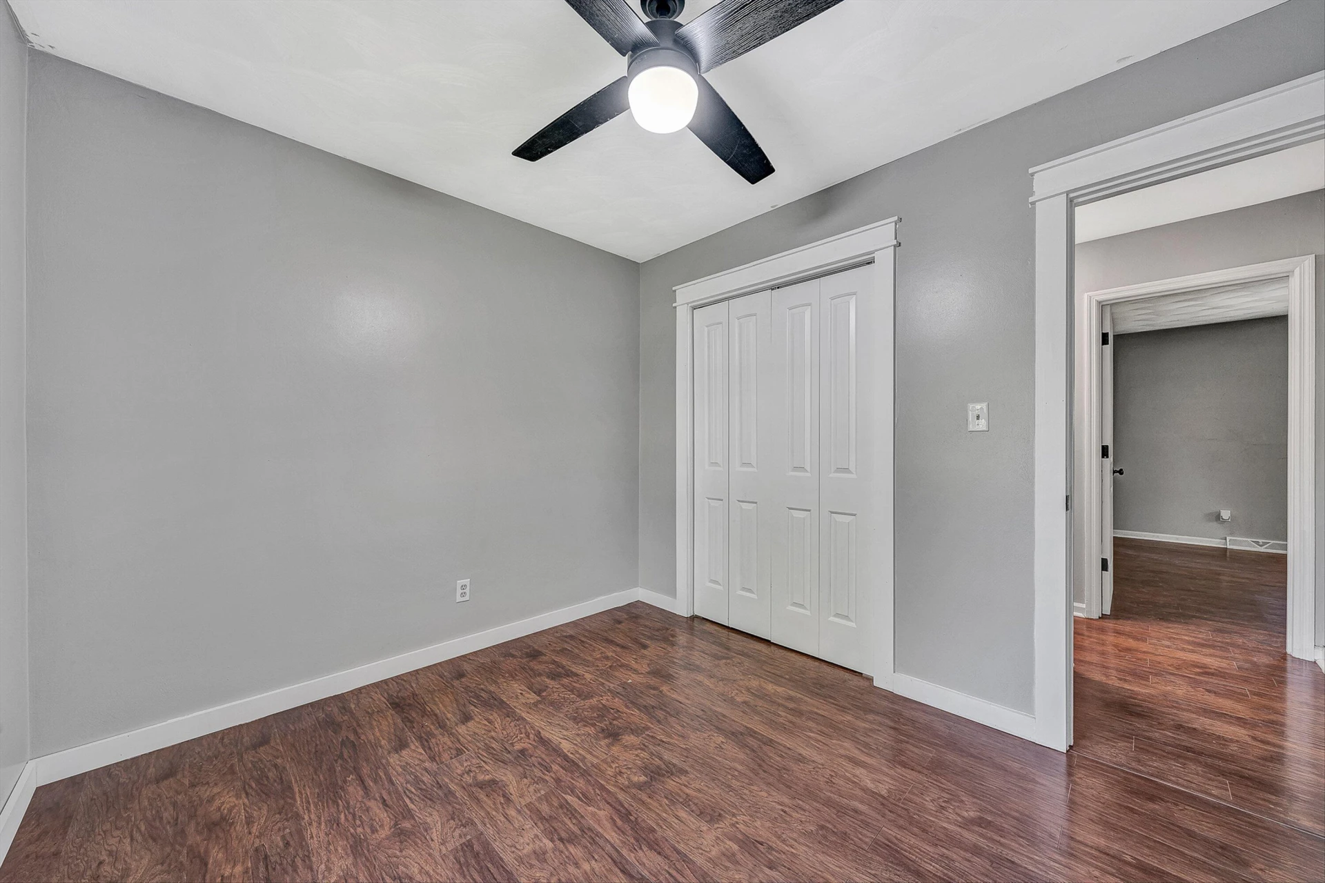 1410 Lakeridge CIR - Photo 33
