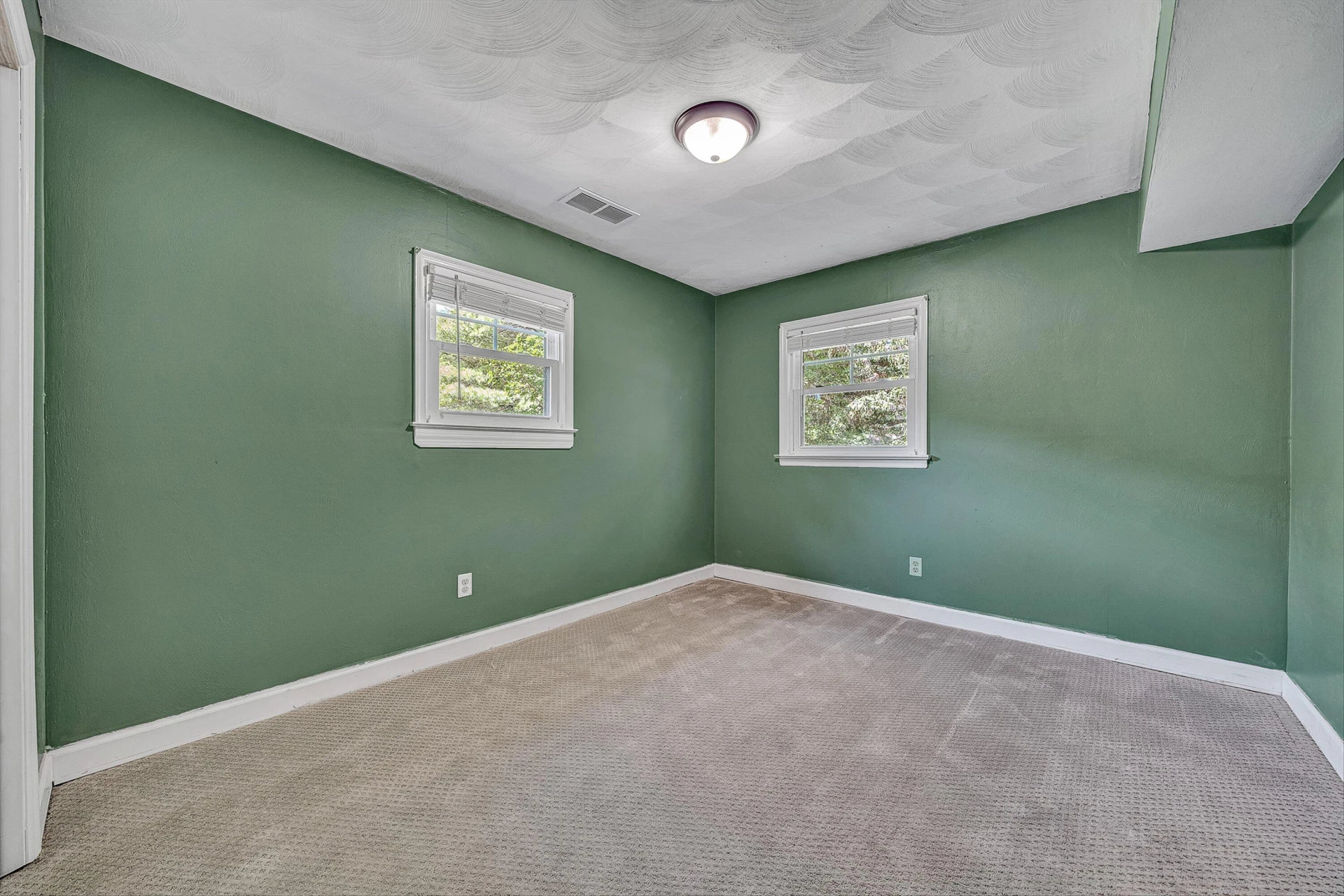 1410 Lakeridge CIR - Photo 37