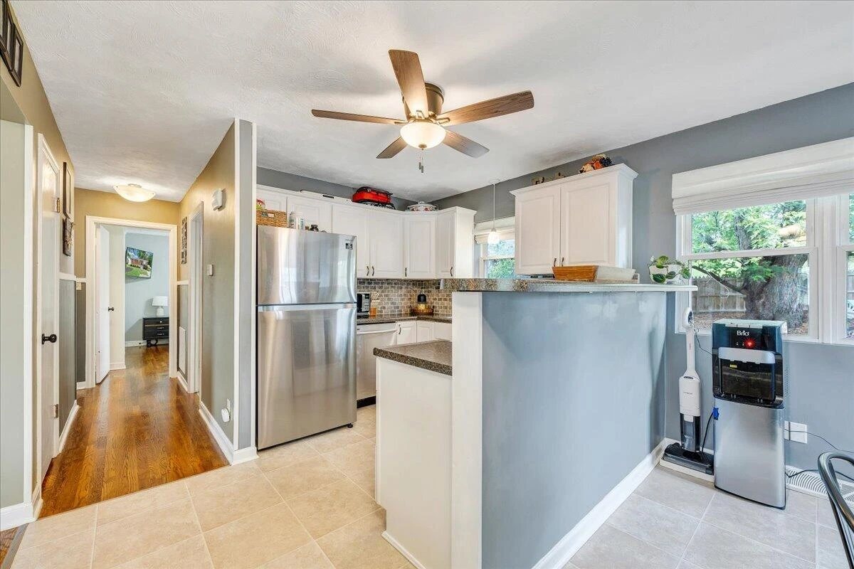 950 Palmer AVE - Photo 15