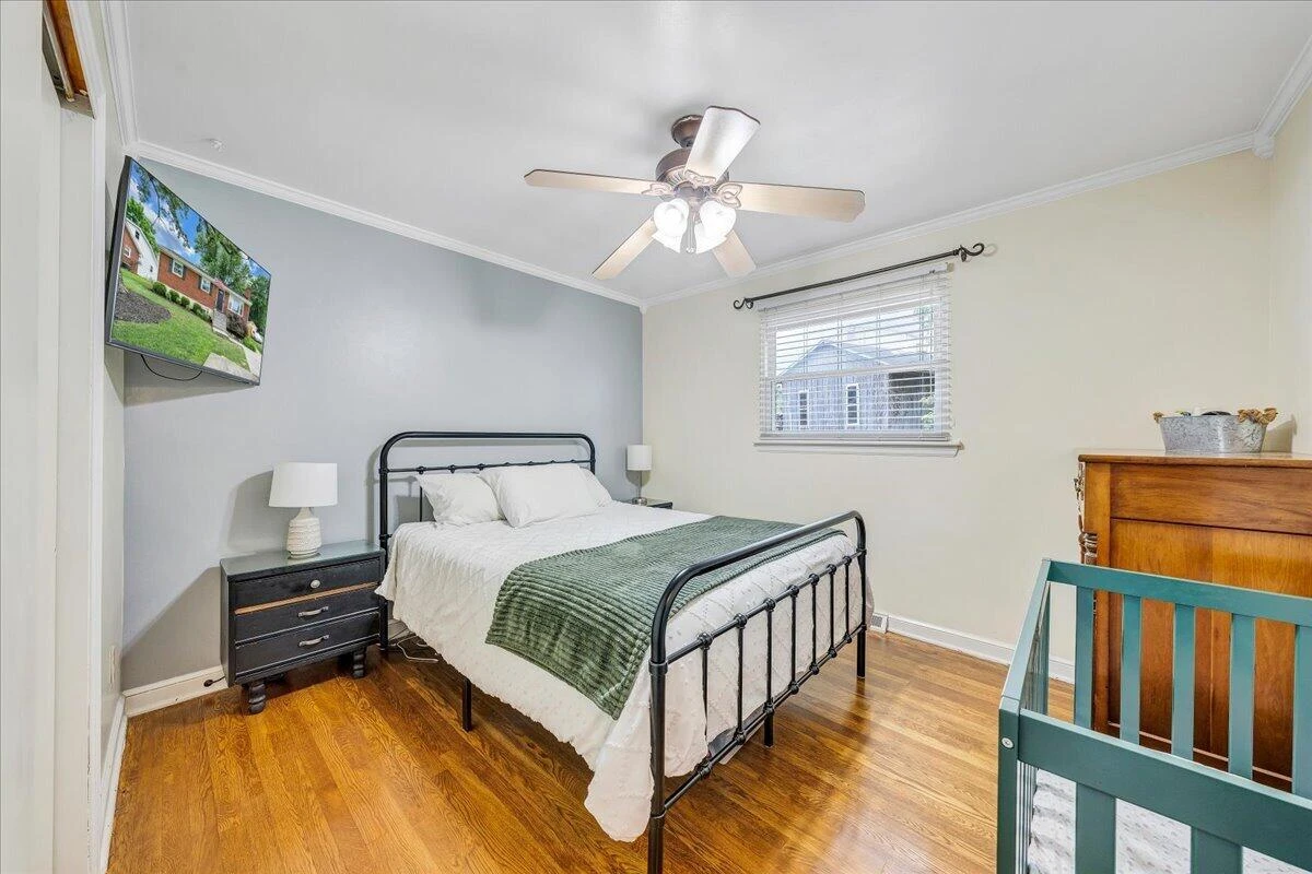 950 Palmer AVE - Photo 18