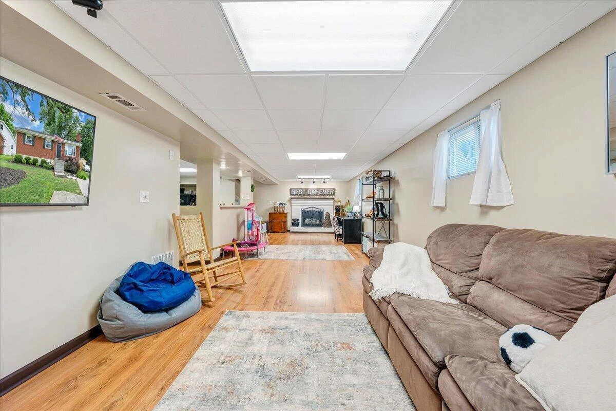 950 Palmer AVE - Photo 25