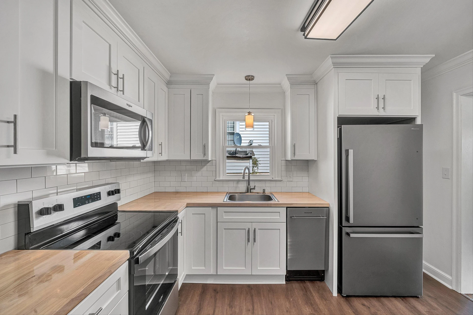 4133 Fielding AVE NW - Photo 9