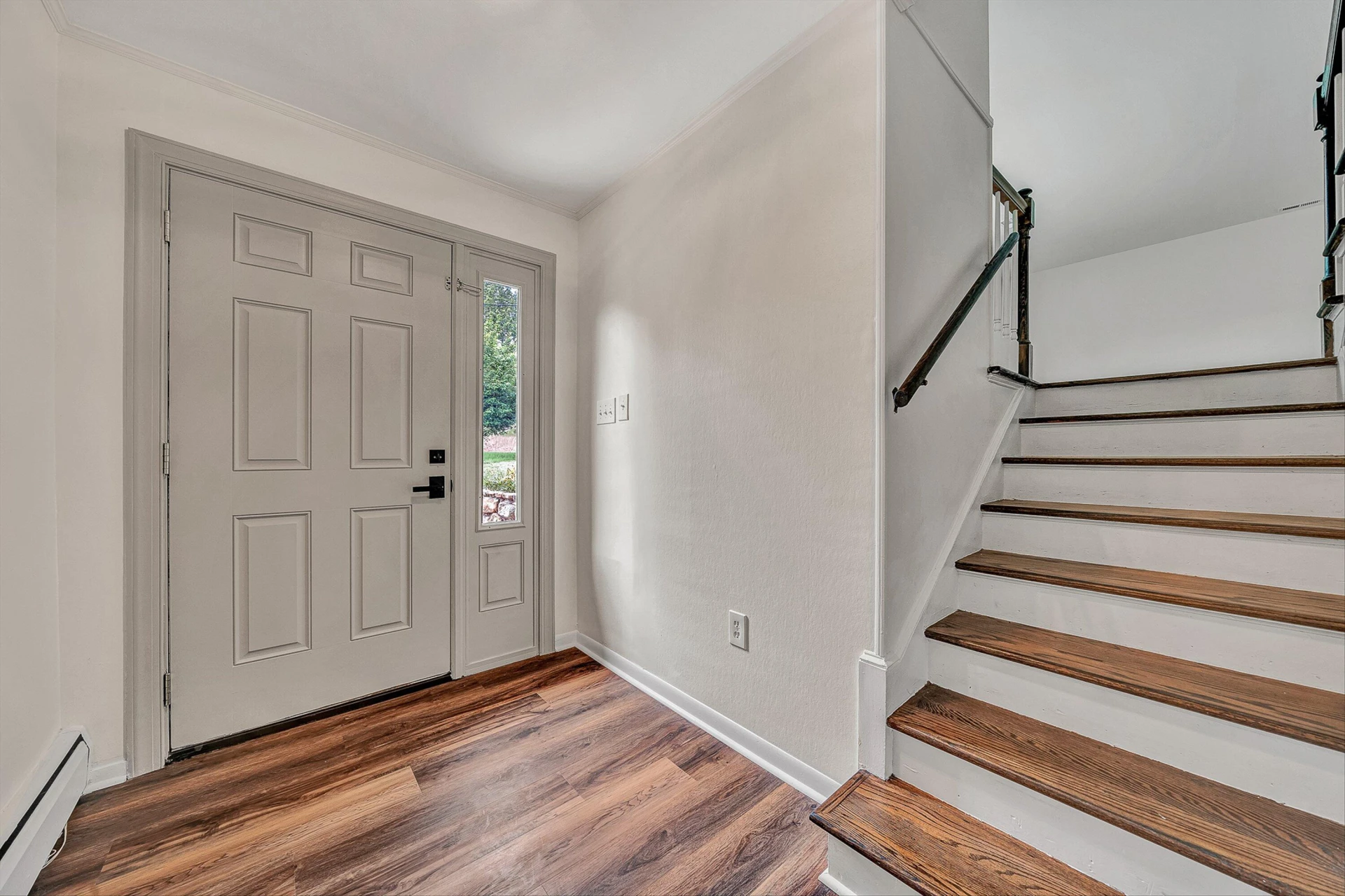 1121 Welch RD SW - Photo 4
