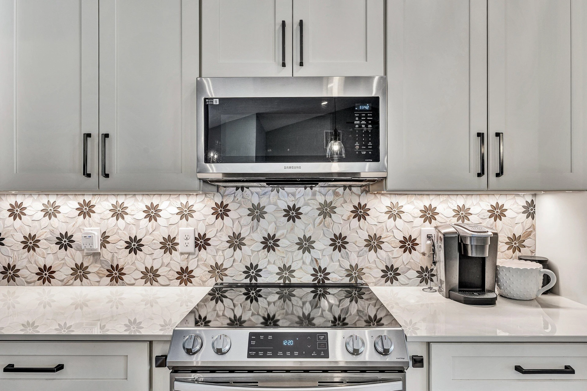 2245 Thomason LN - Photo 19