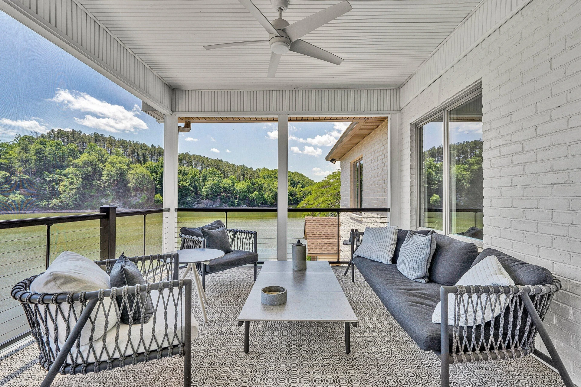2245 Thomason LN - Photo 37