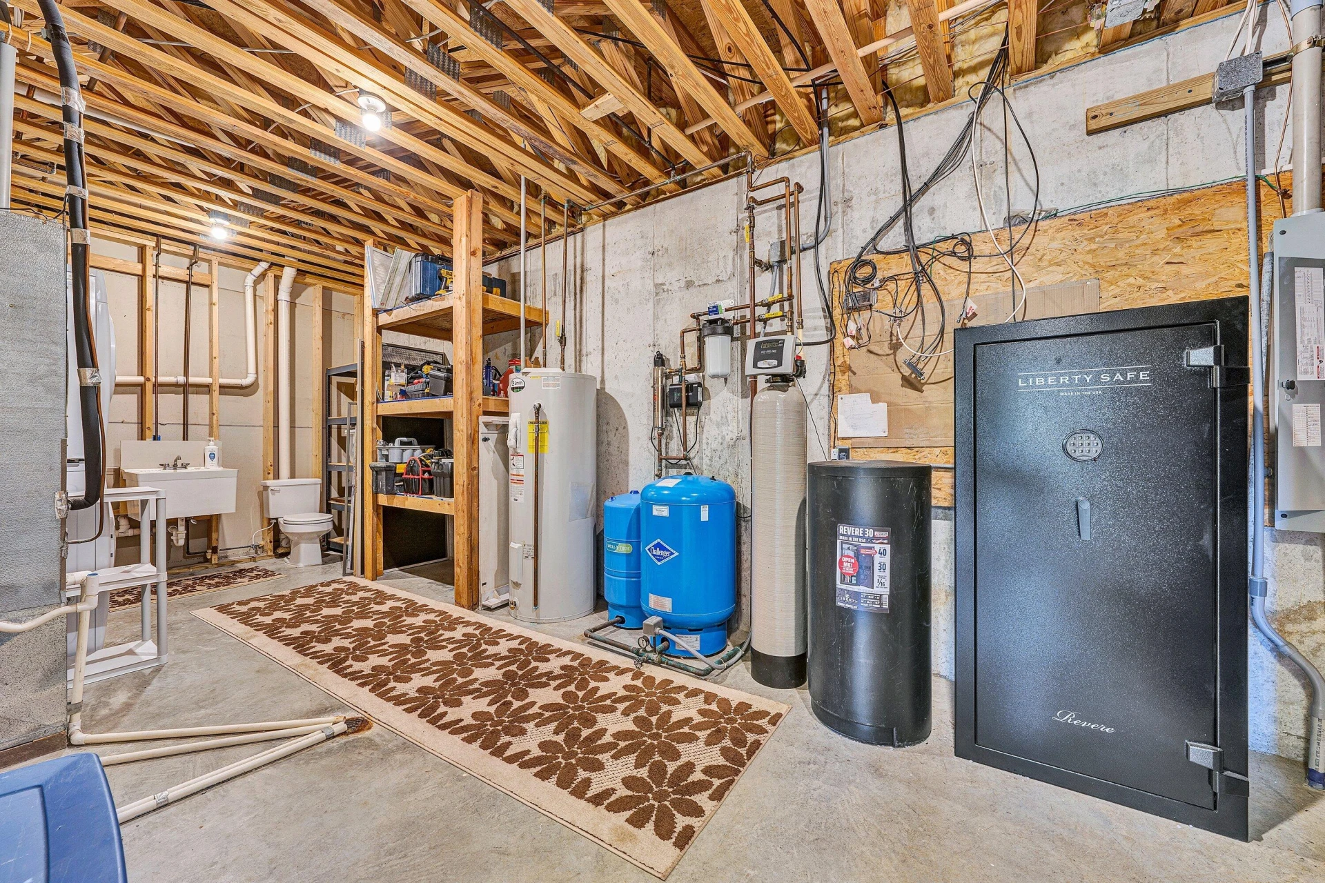 2245 Thomason LN - Photo 42