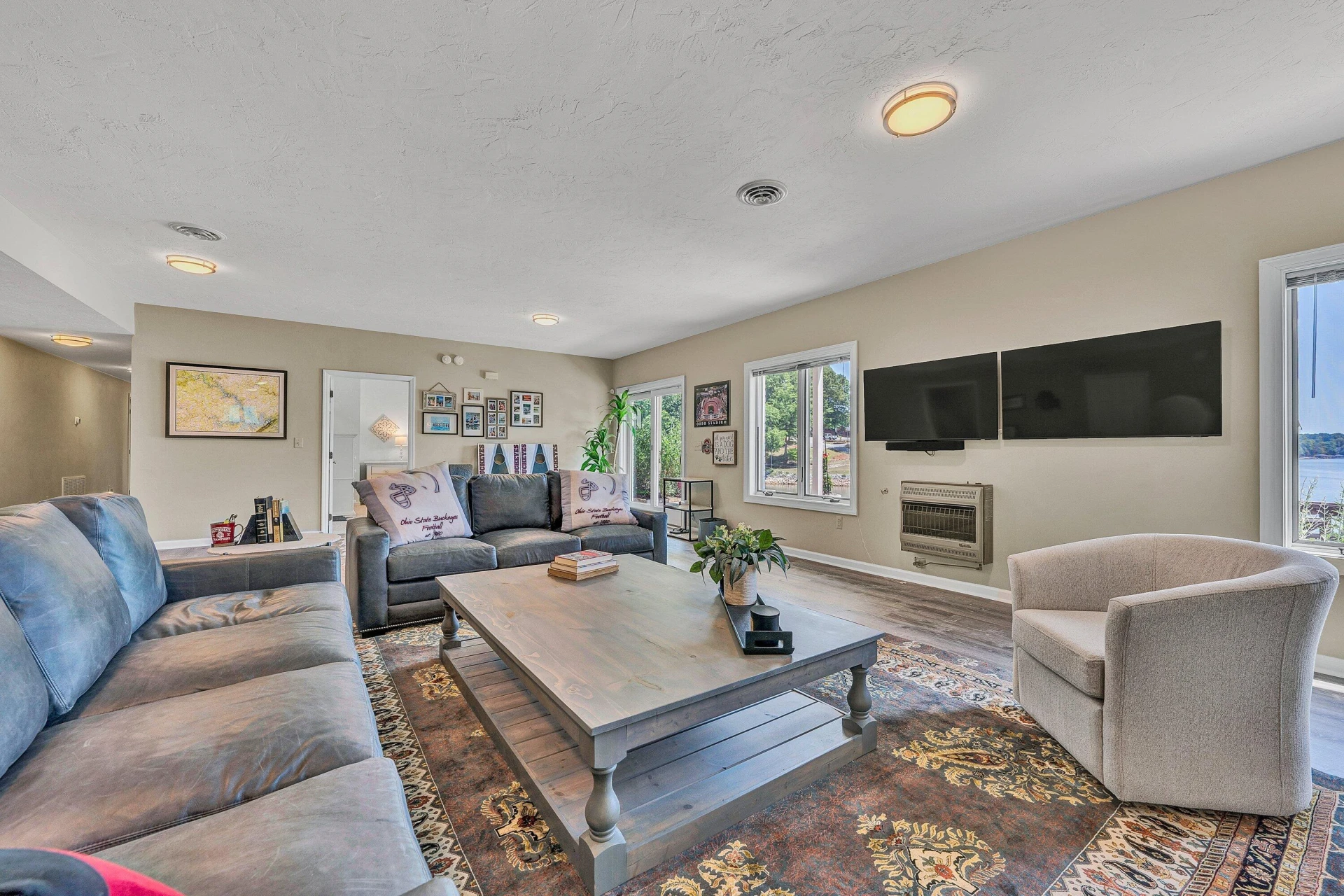 2245 Thomason LN - Photo 48