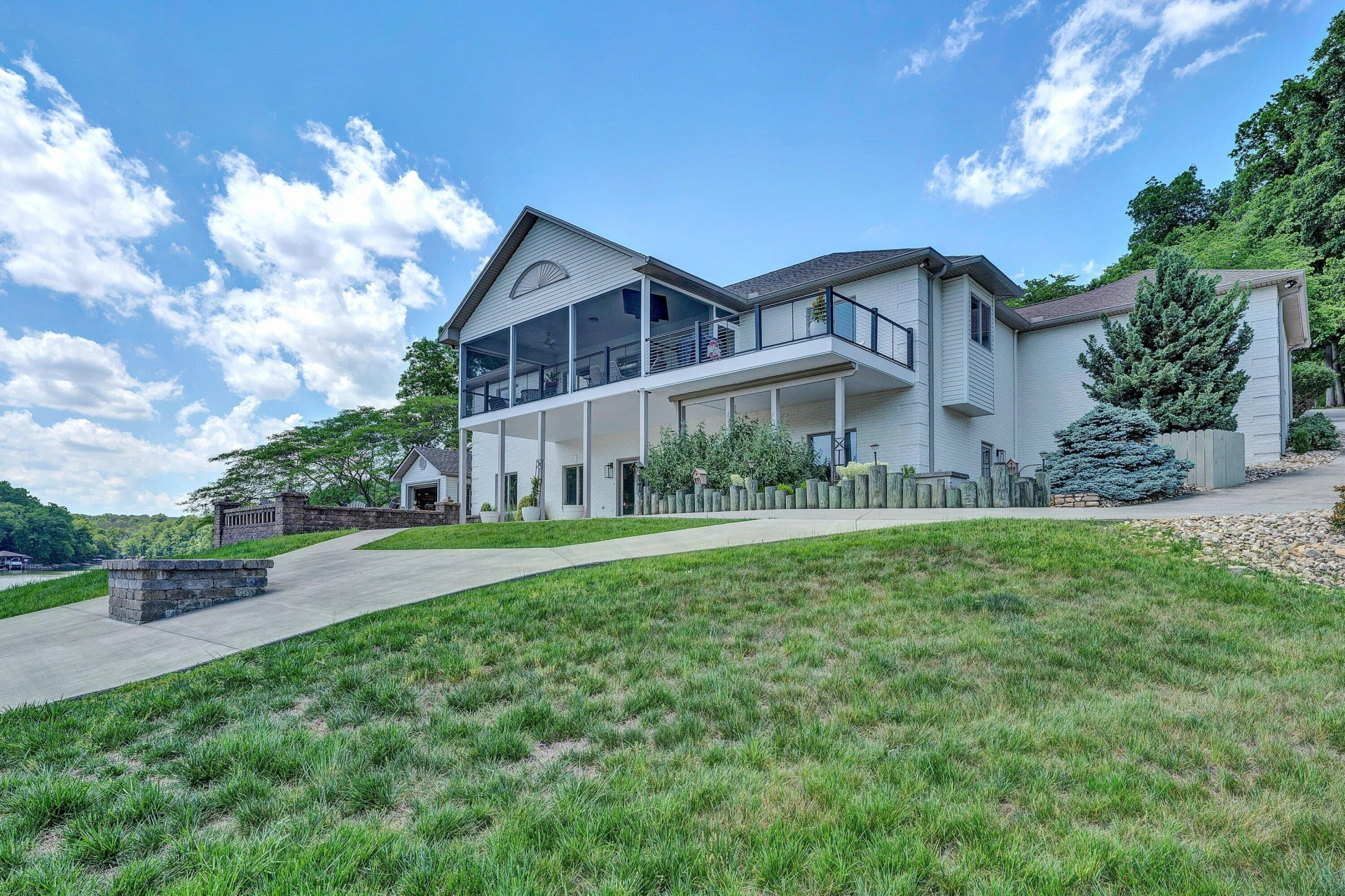 2245 Thomason LN - Photo 54