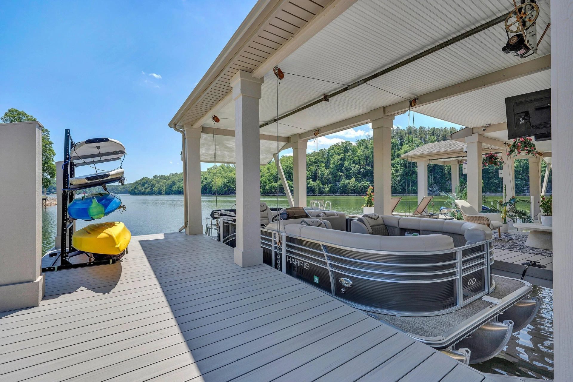 2245 Thomason LN - Photo 58