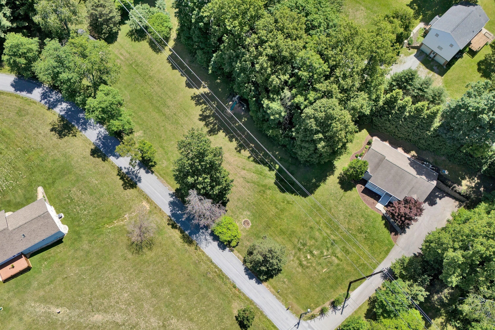 677 Deerfield RD - Photo 25