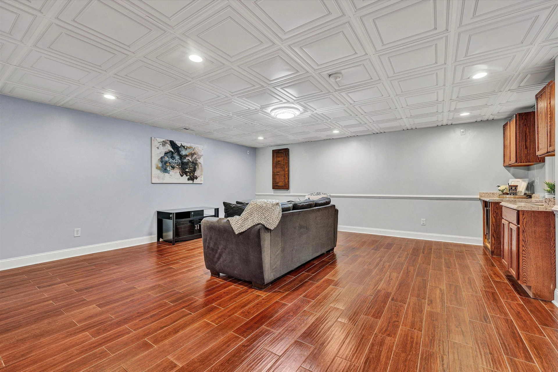 677 Deerfield RD - Photo 15