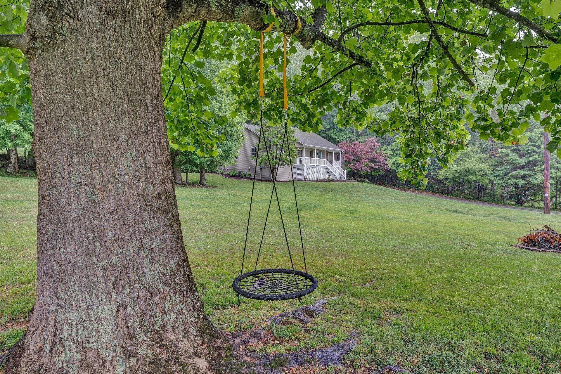 677 Deerfield RD - Photo 21