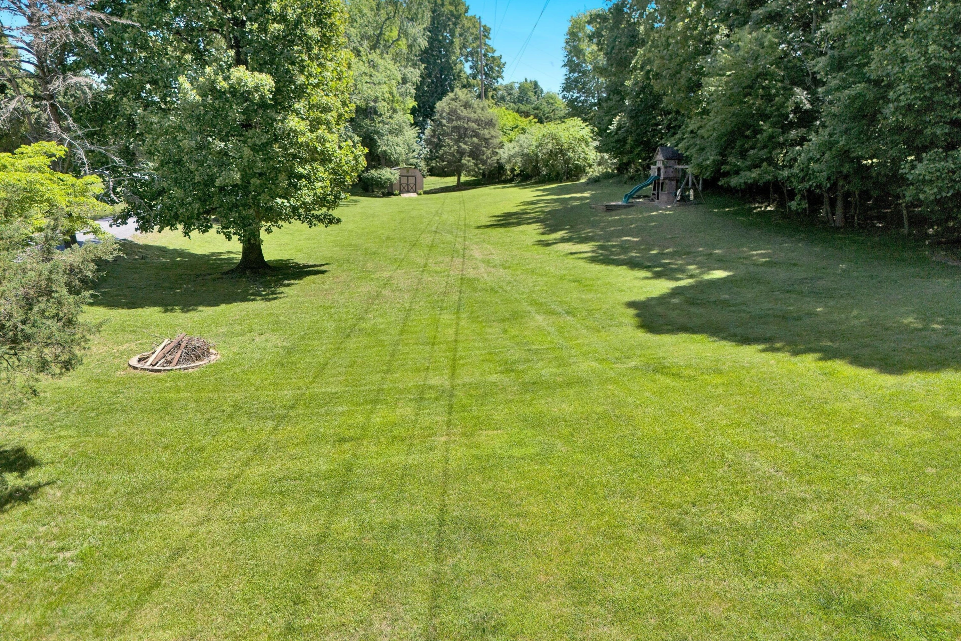 677 Deerfield RD - Photo 34