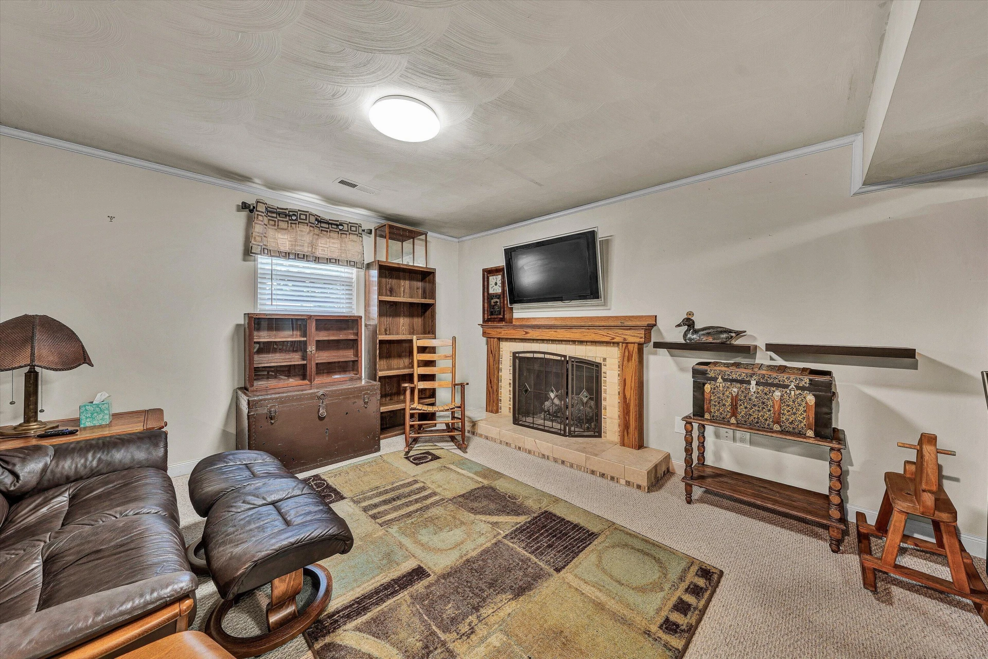 7144 Deerwood RD - Photo 26