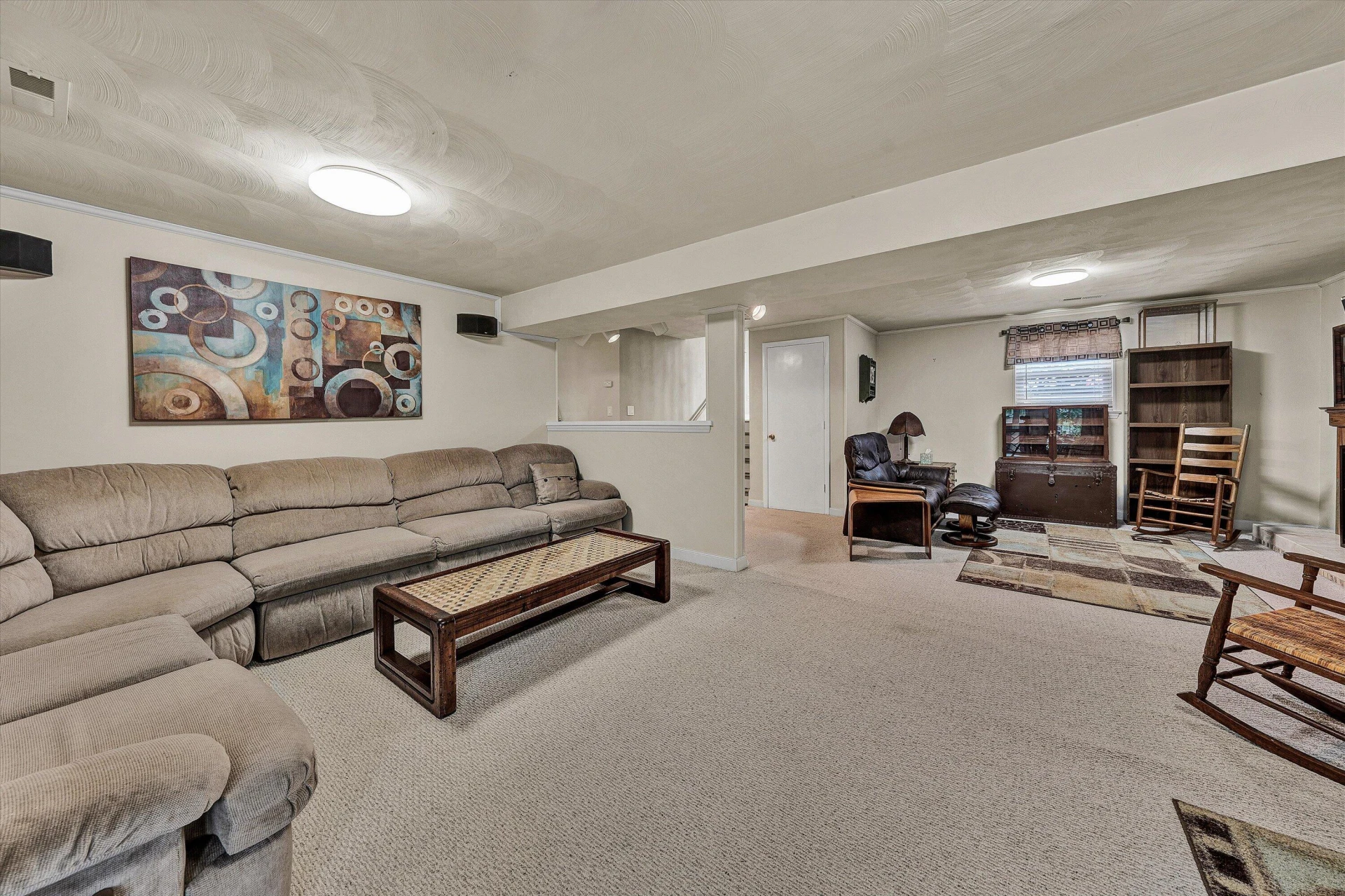 7144 Deerwood RD - Photo 29