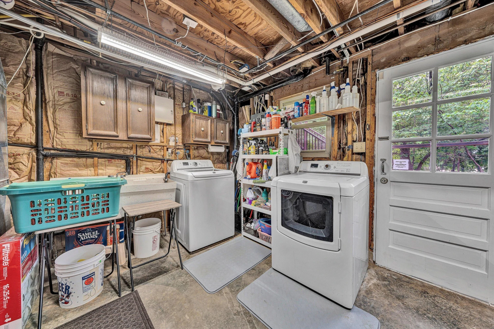 7144 Deerwood RD - Photo 32