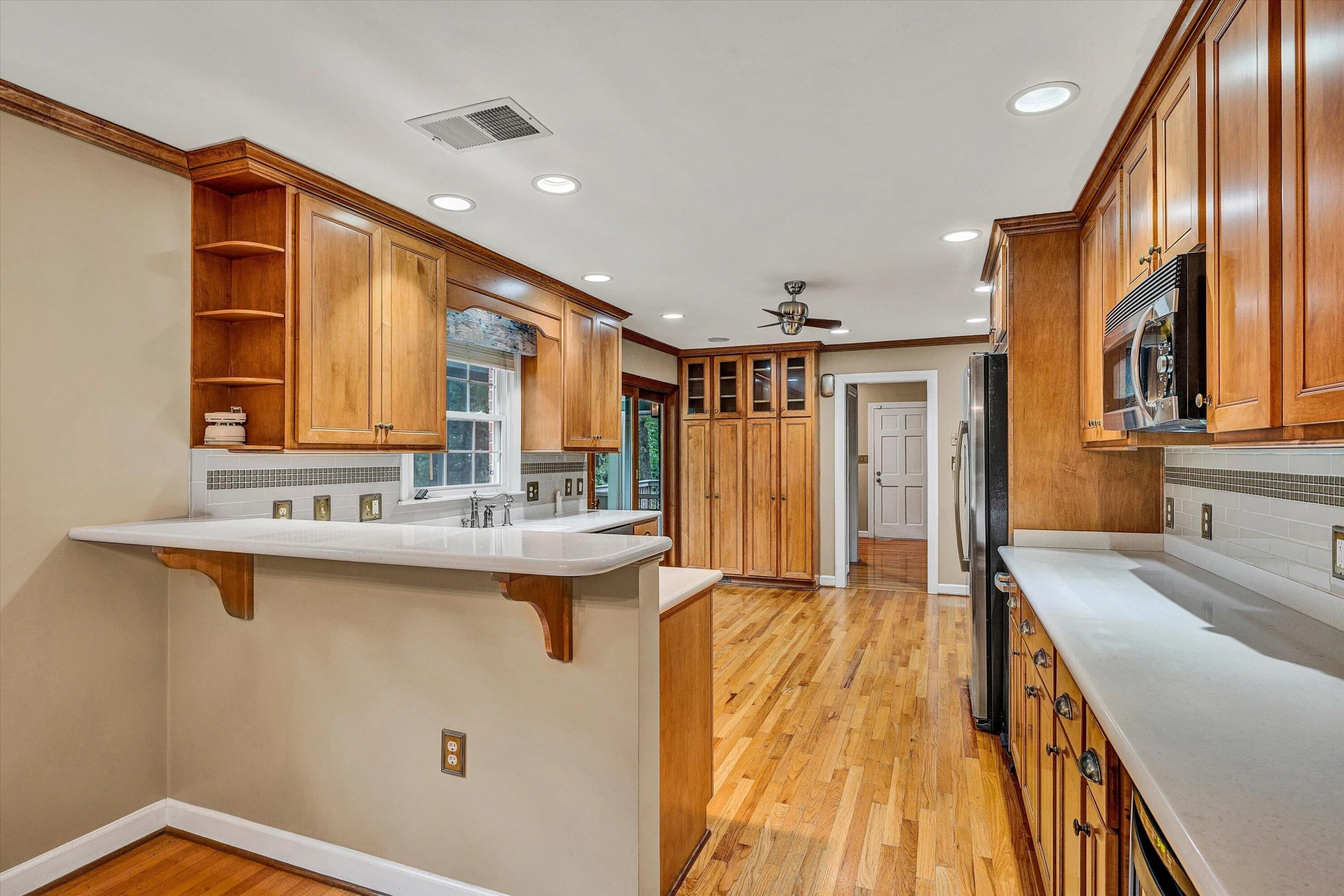 5206 Hawkbill CIR - Photo 10