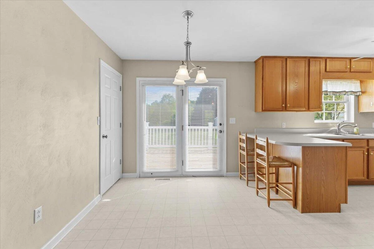 4110 Flatwoods RD - Photo 11