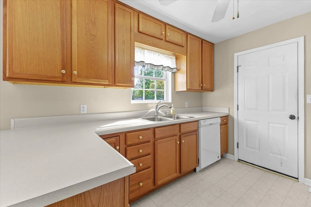 4110 Flatwoods RD - Photo 14
