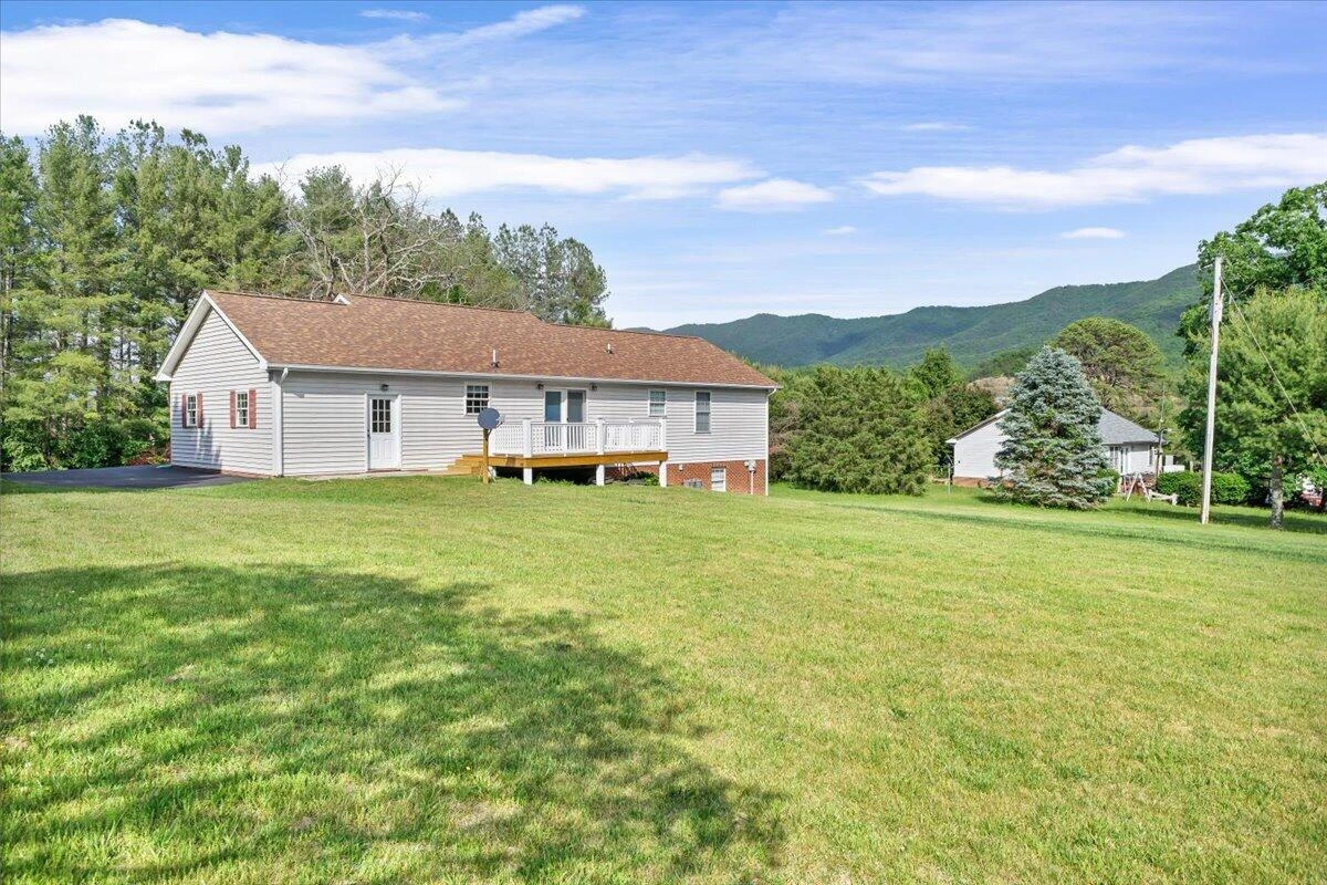 4110 Flatwoods RD - Photo 32