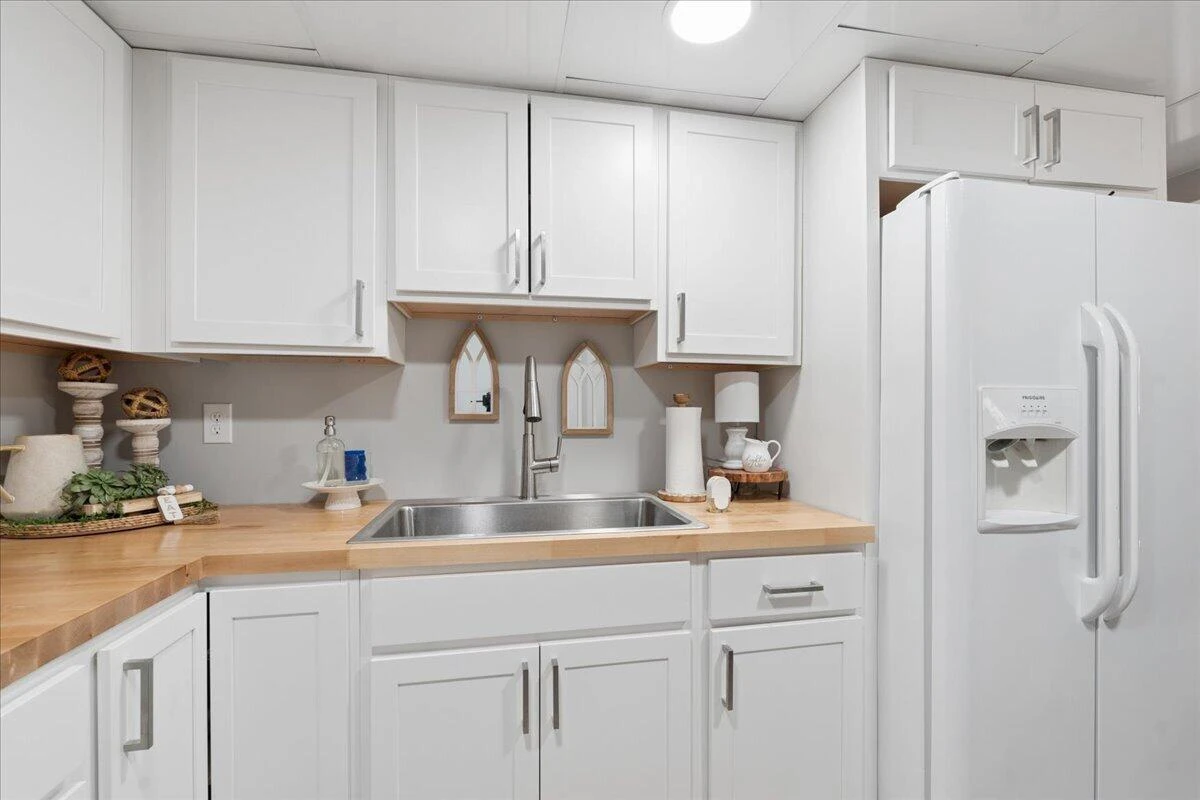 1009 Guardian CIR - Photo 48