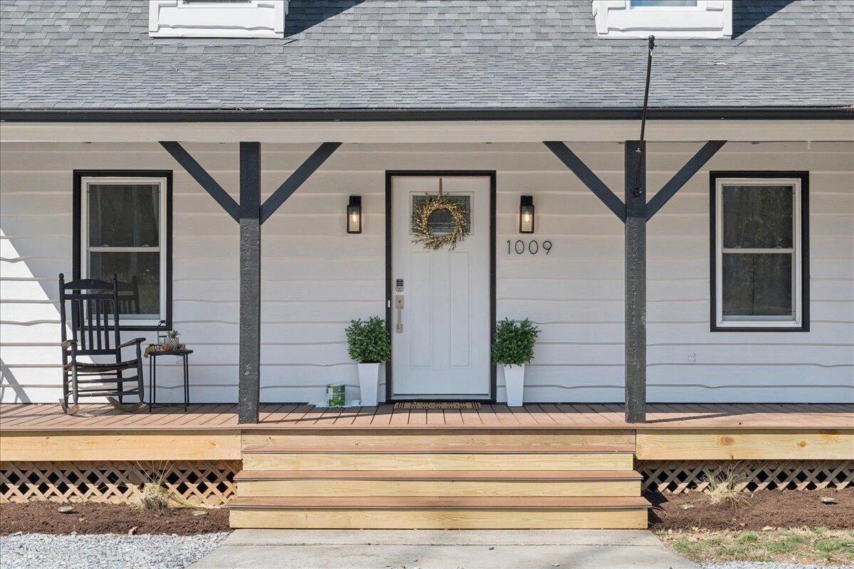 1009 Guardian CIR - Photo 5