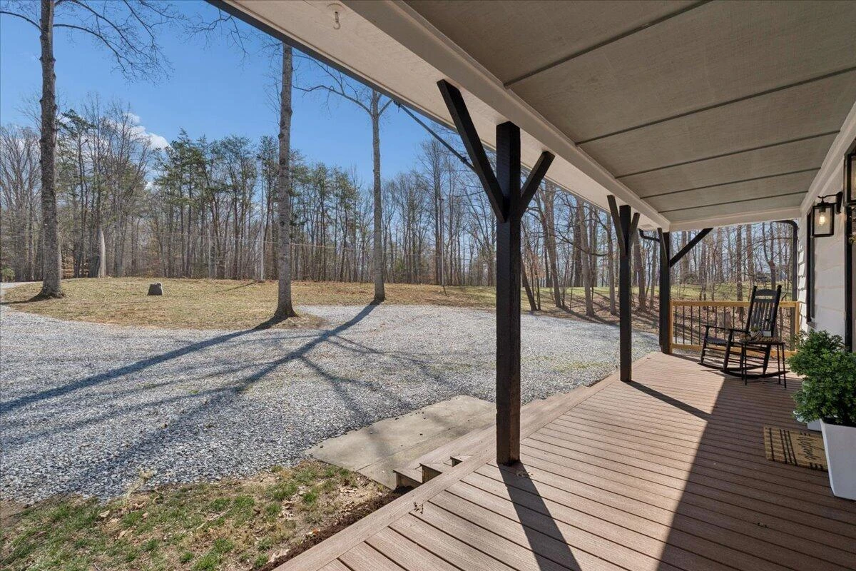 1009 Guardian CIR - Photo 6