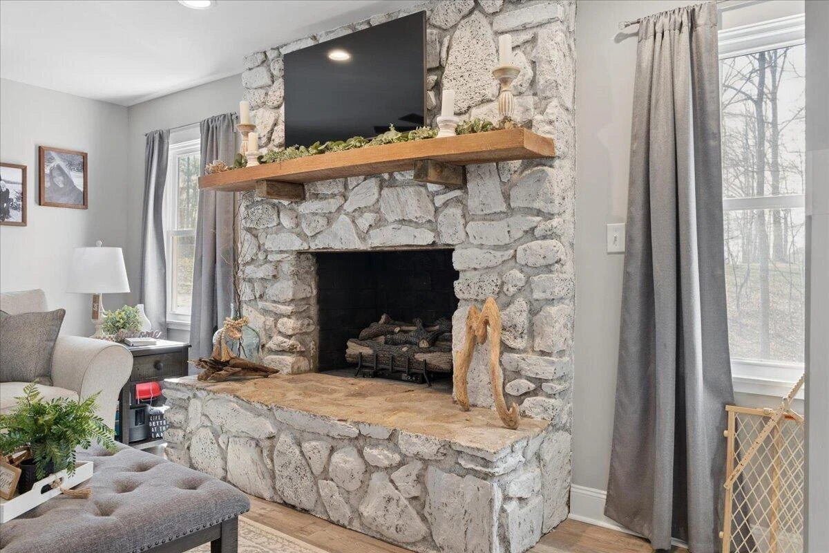 1009 Guardian CIR - Photo 9