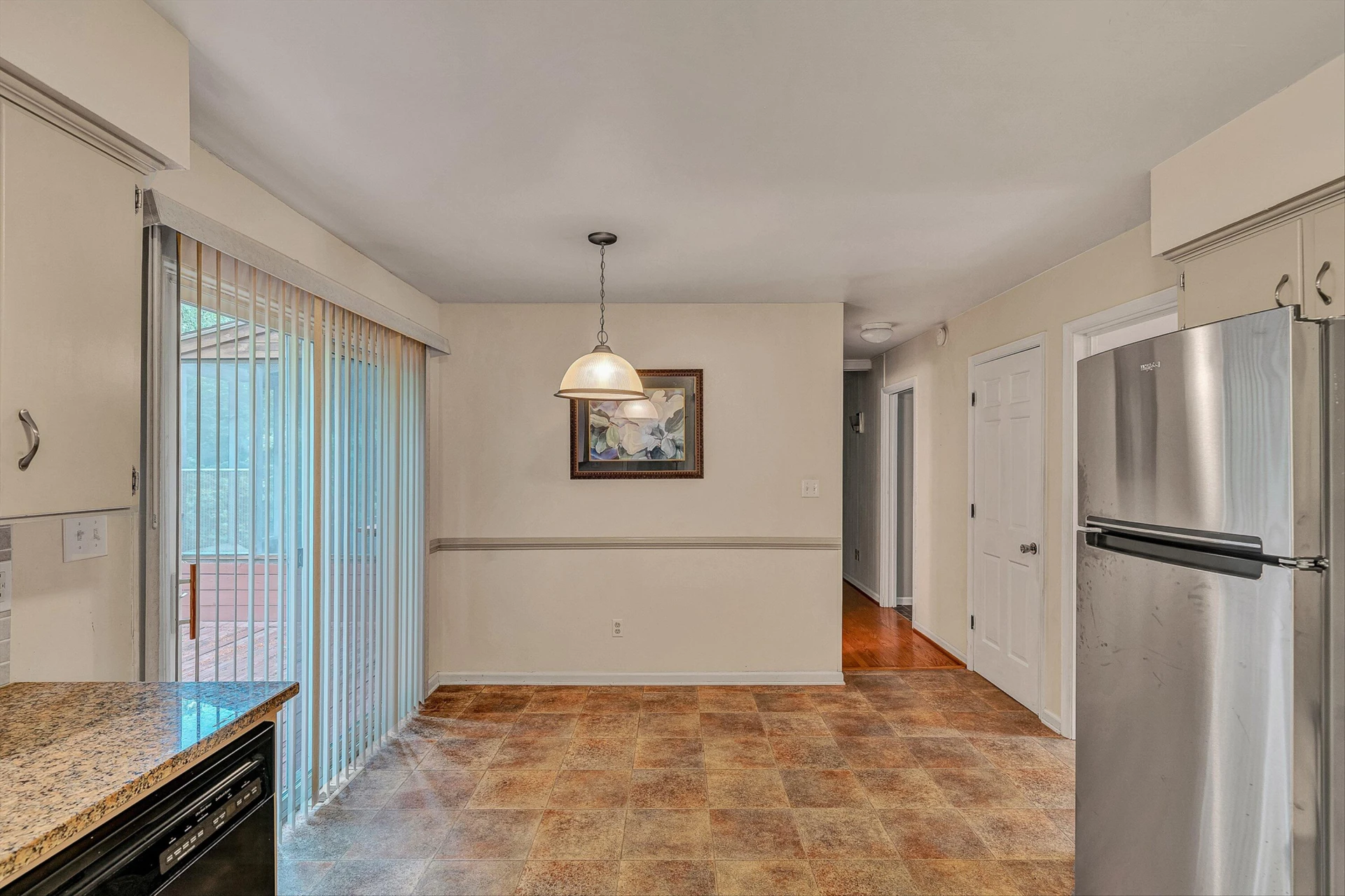126 Sawyer DR - Photo 15