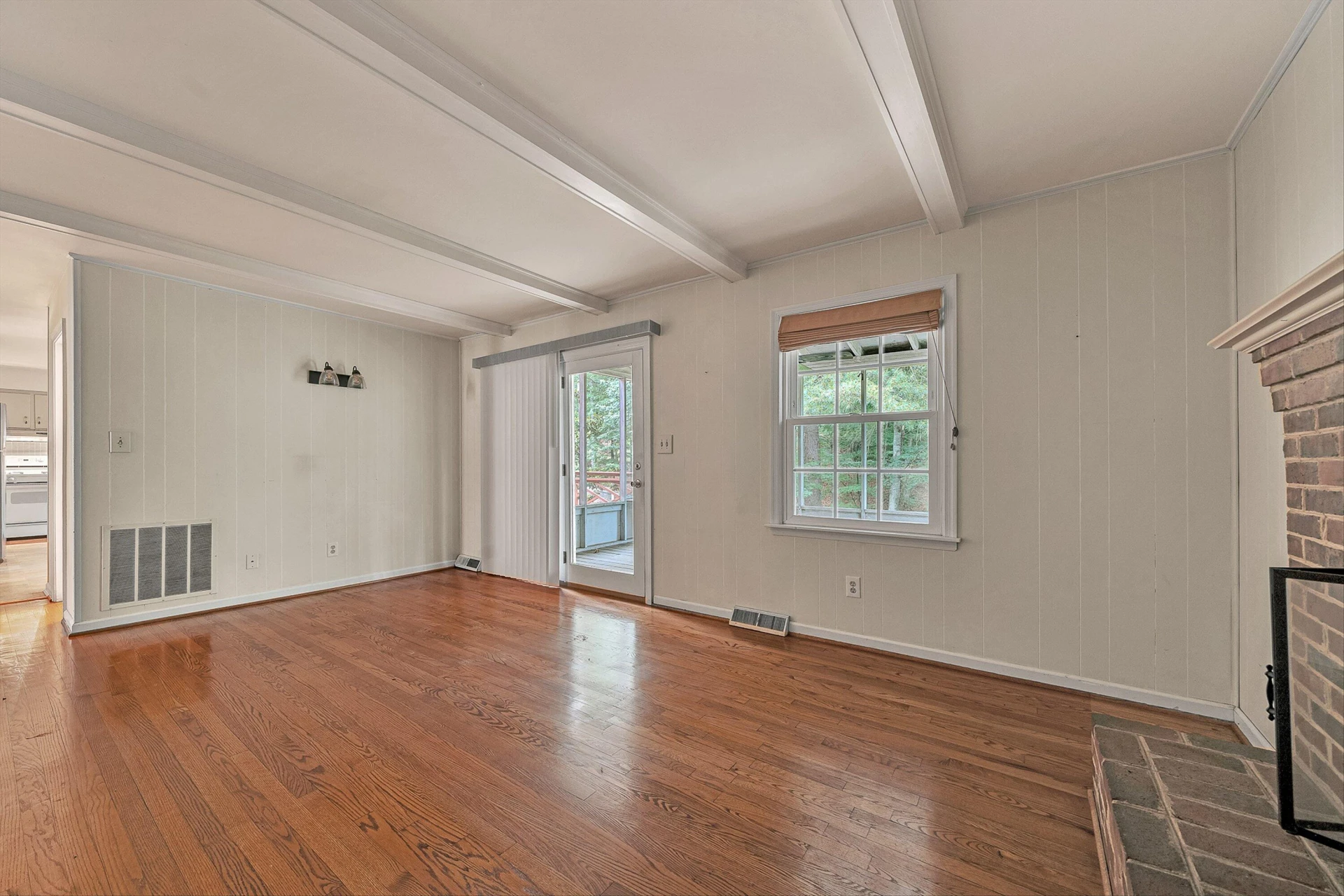 126 Sawyer DR - Photo 19