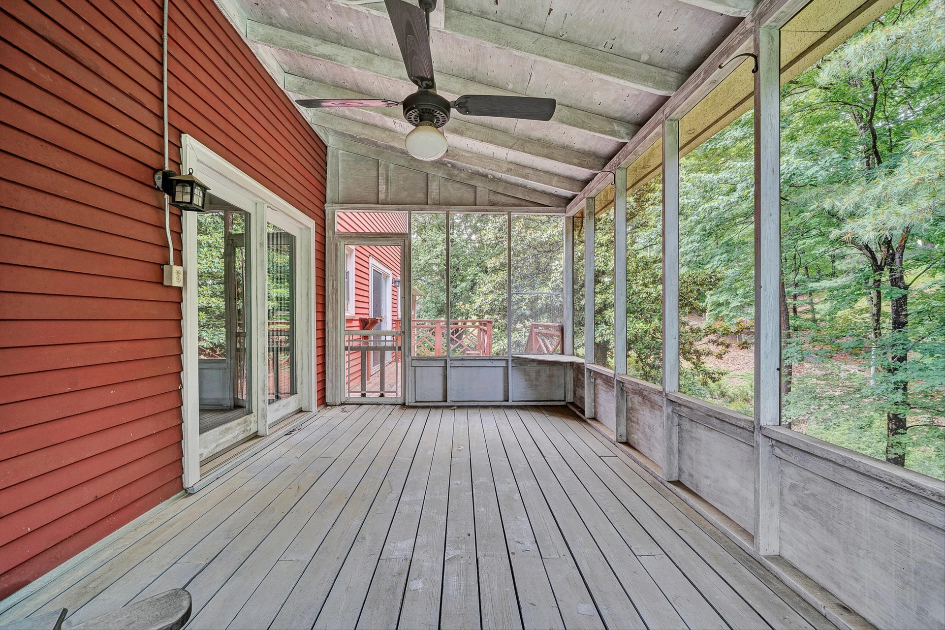 126 Sawyer DR - Photo 22