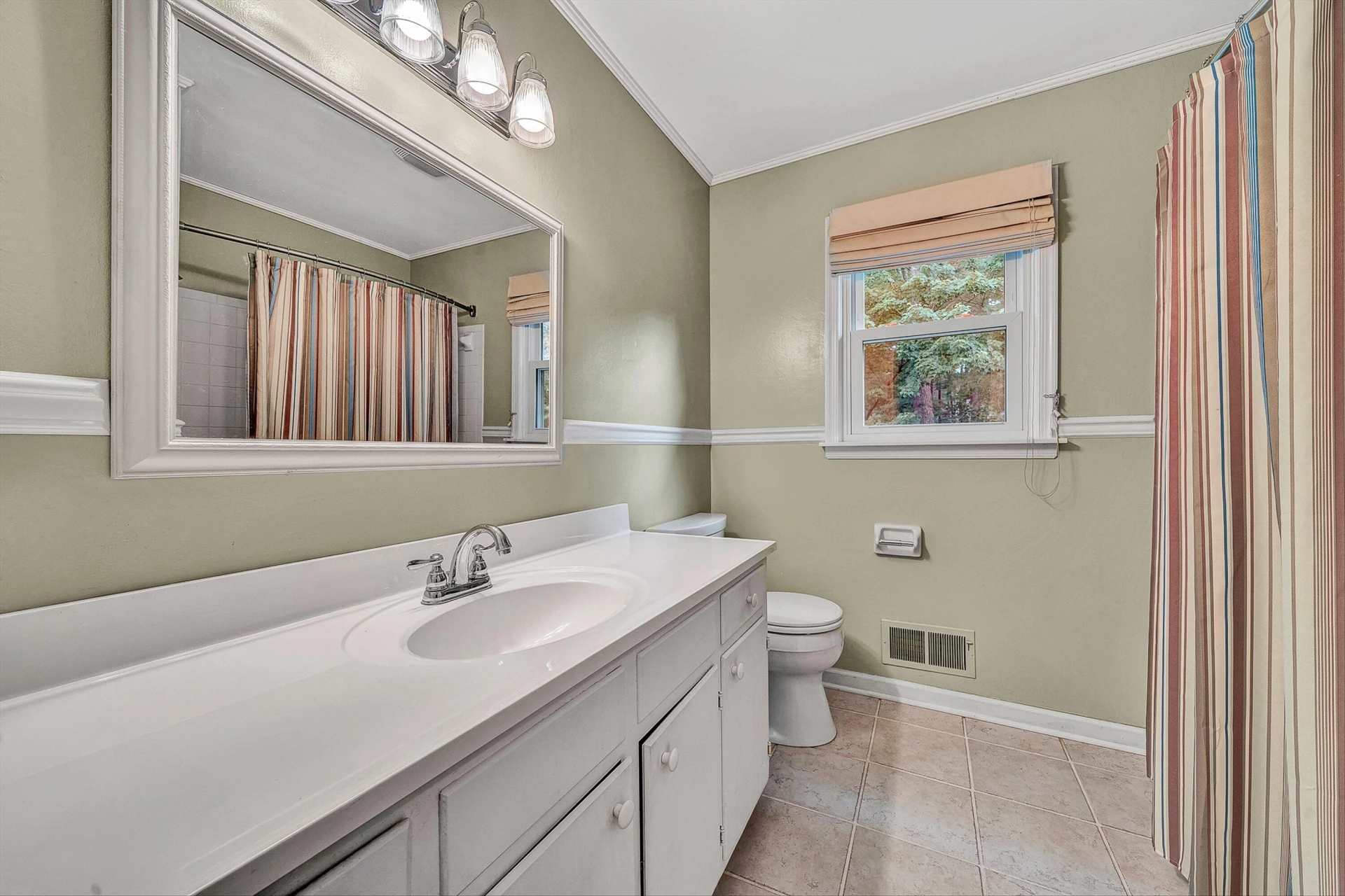 126 Sawyer DR - Photo 32