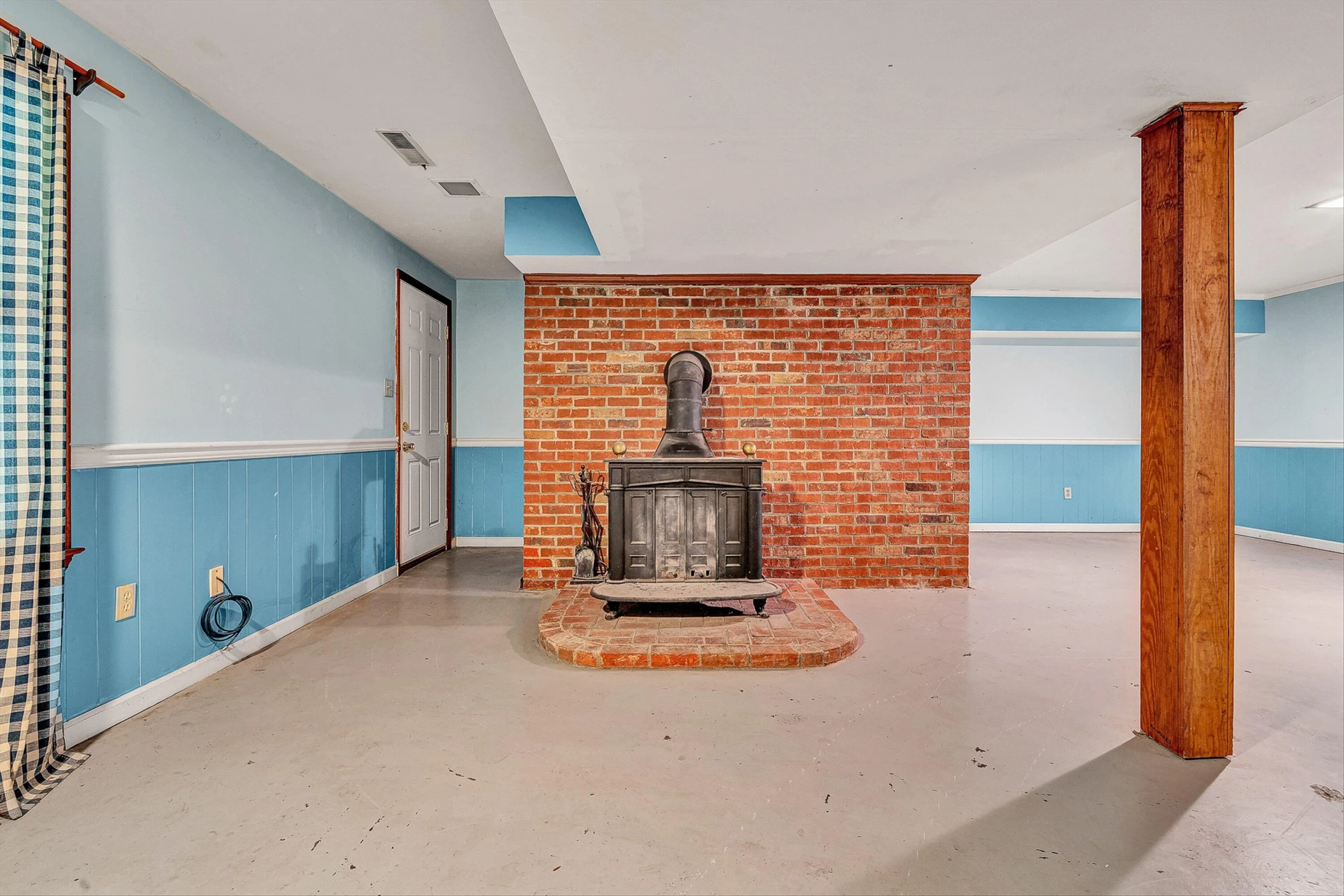 126 Sawyer DR - Photo 42