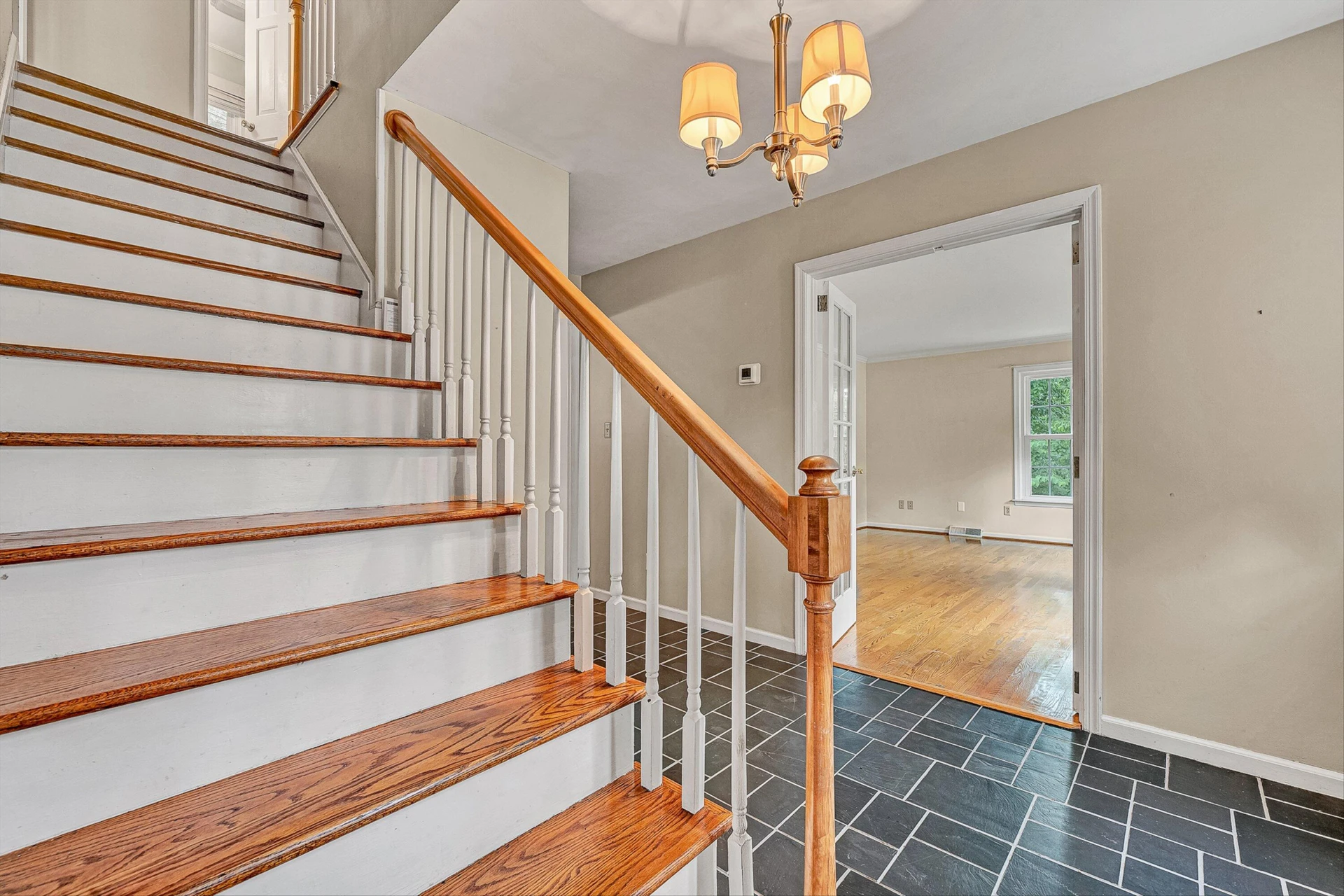 126 Sawyer DR - Photo 6