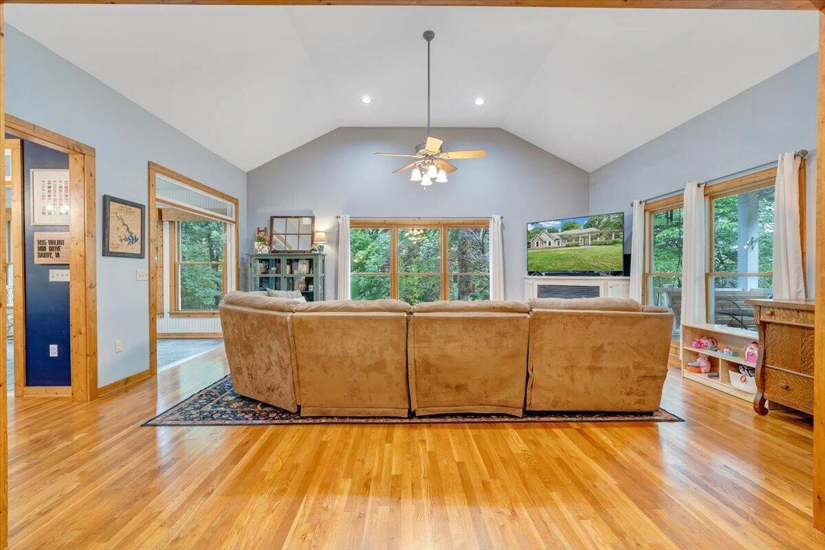 1495 Walnut Run DR - Photo 10