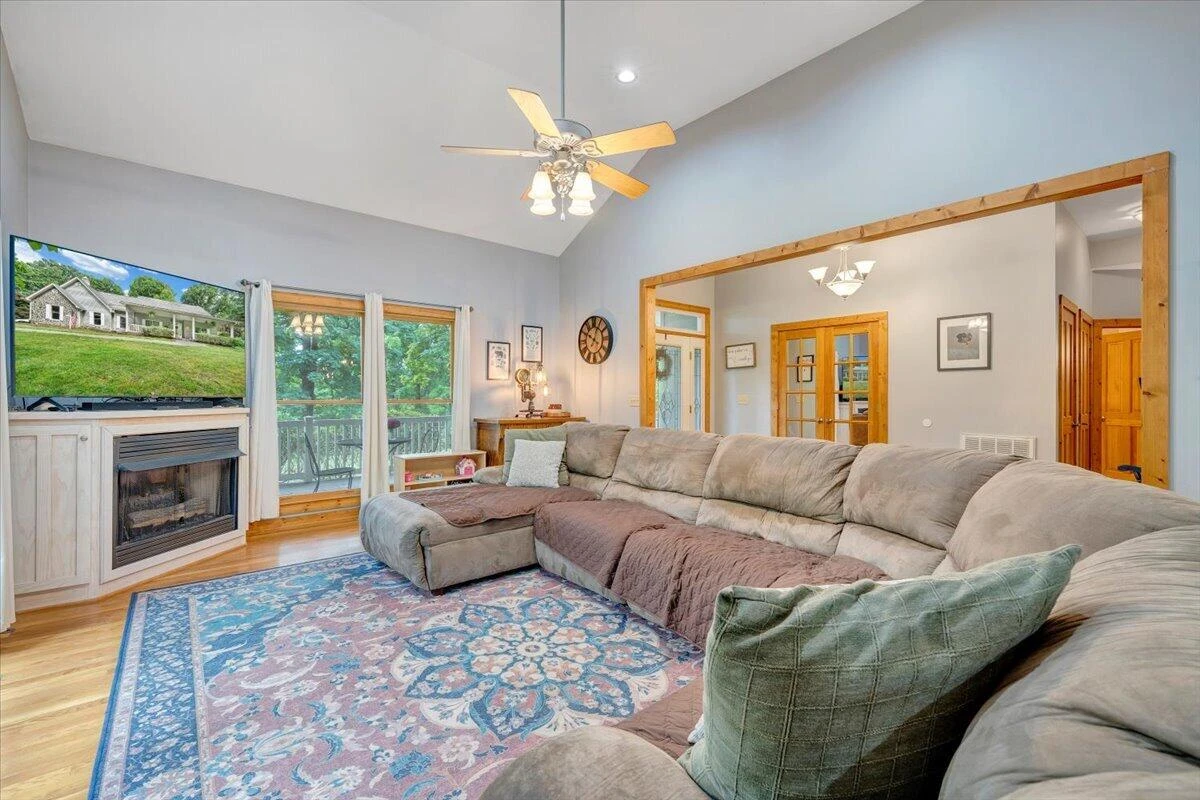 1495 Walnut Run DR - Photo 12