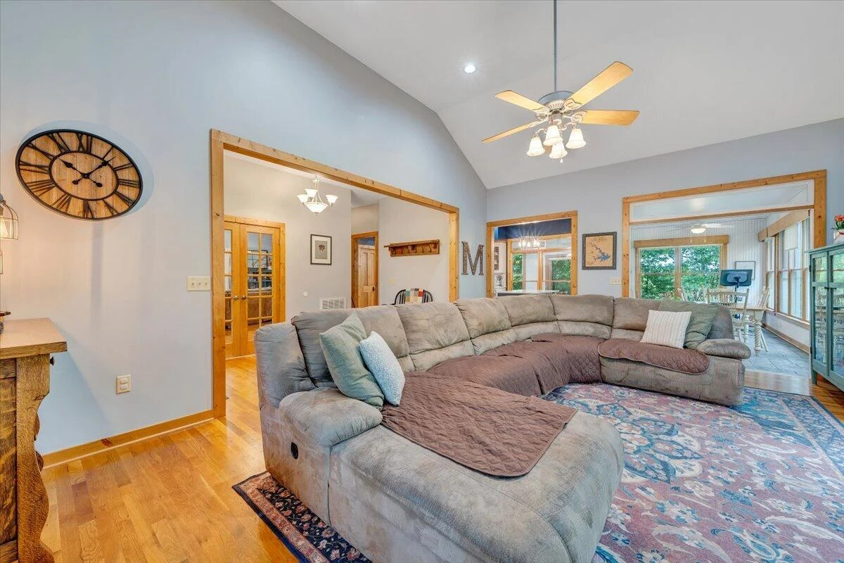 1495 Walnut Run DR - Photo 13