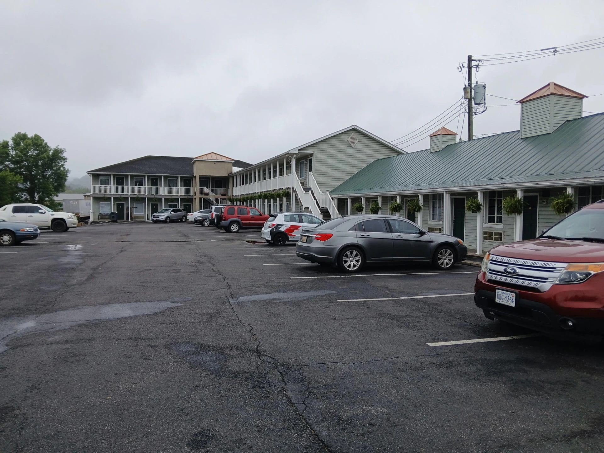 2746 W Main ST - Photo 2